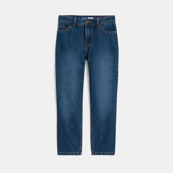 بنطلون (سروال) جينز من الدنيم، باللون الأزرق وبقصة واسعة، للفتيان